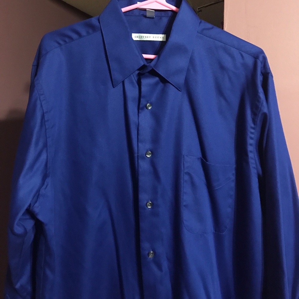 Men's dress shirt in a gorgeous blue