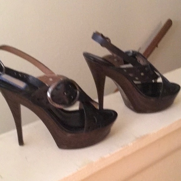 Jessica Simpson Platform Sandals - Picture 1 of 4