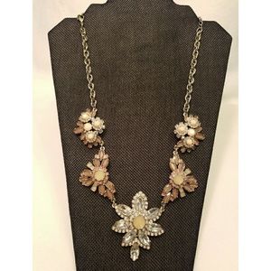 Ann Taylor pink and tan statement necklace