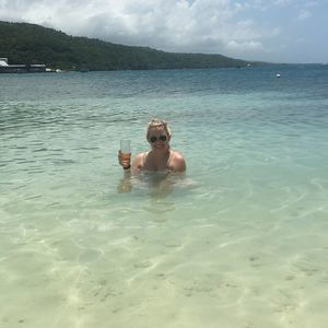 Meet your Posher, Hayley