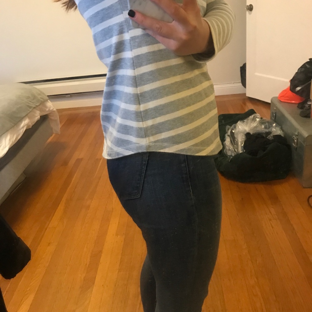 Gap Crew Neck Pullover - Picture 5 of 5