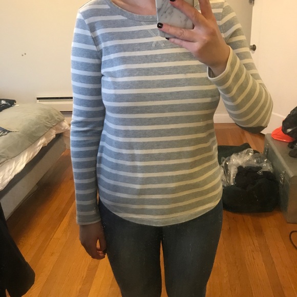 Gap Crew Neck Pullover - Picture 4 of 5