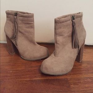 Vegan suede tassel zip booties