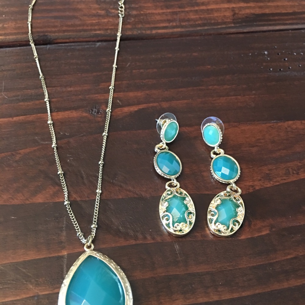 Fashion jewelry set brand new