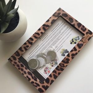 New large cheetah-print Z palette with magnets