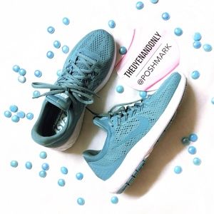 💠NEW💠 Nike Skyelux Women