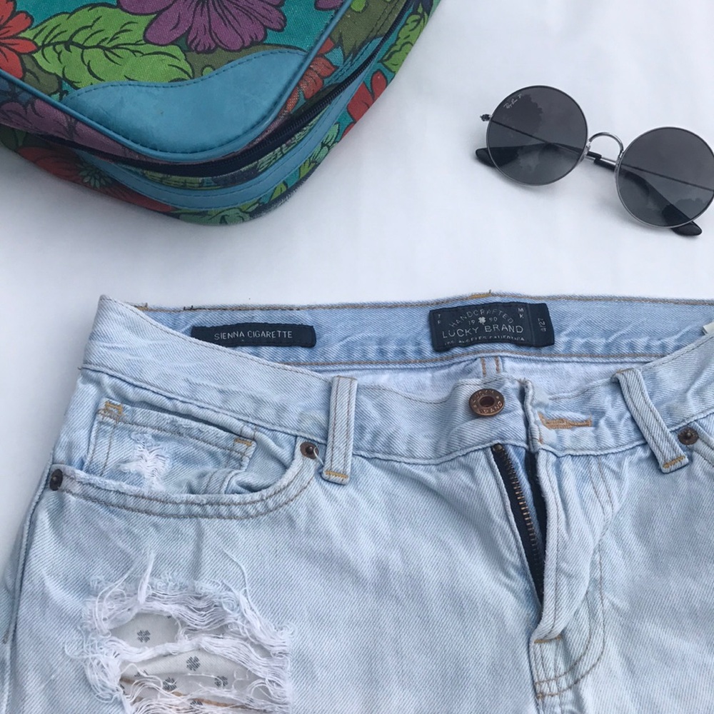 Lucky Brand🍀 Slim Legged Boyfriend Jeans