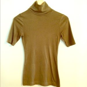 Mossimo Olive Turtleneck w/ 3/4 Sleeves XS