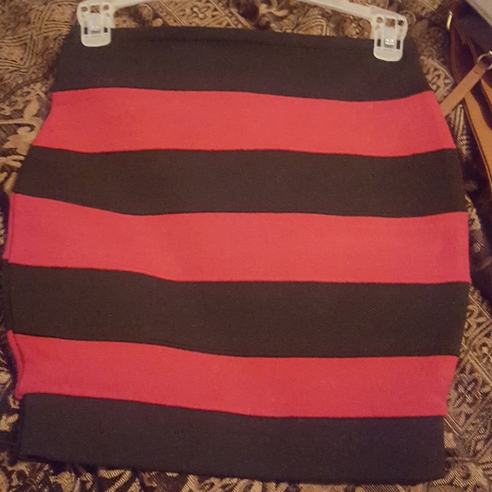 striped pencil skirt