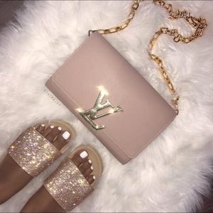 Meet your Posher, A&m