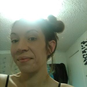 Meet your Posher, Bobbi