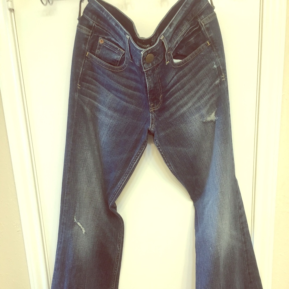 American Eagle Hipster distressed jeans