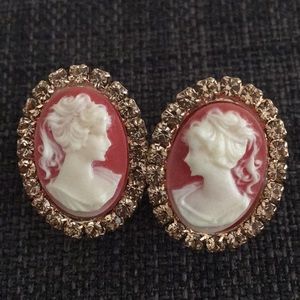 Cameo clip on earrings.