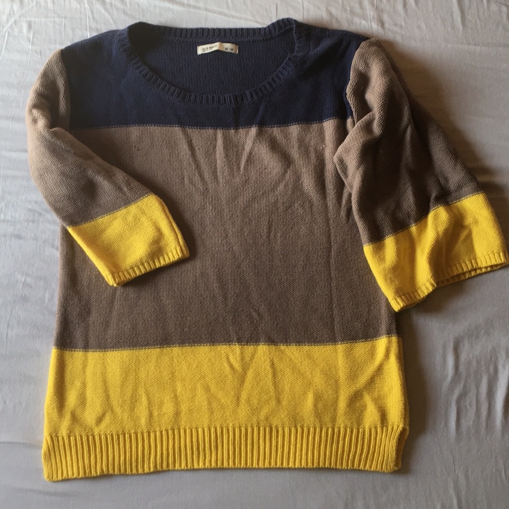 3/$15 Old Navy Sweater