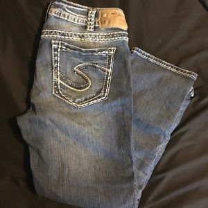 SOLD Silver Capris 💕💕