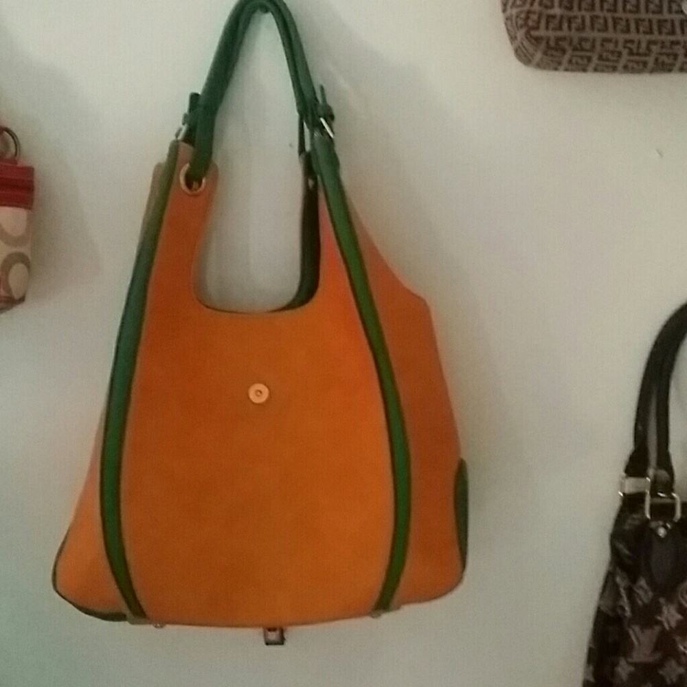Lemon lime purse