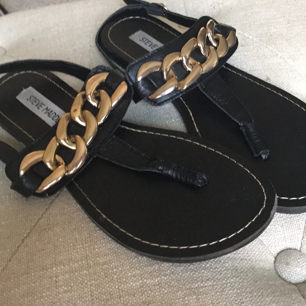 Never worn! Steve Madden Sandals