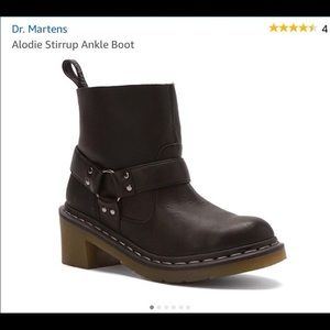 Dr Martens!  Size 8 Dark Brown Boots!