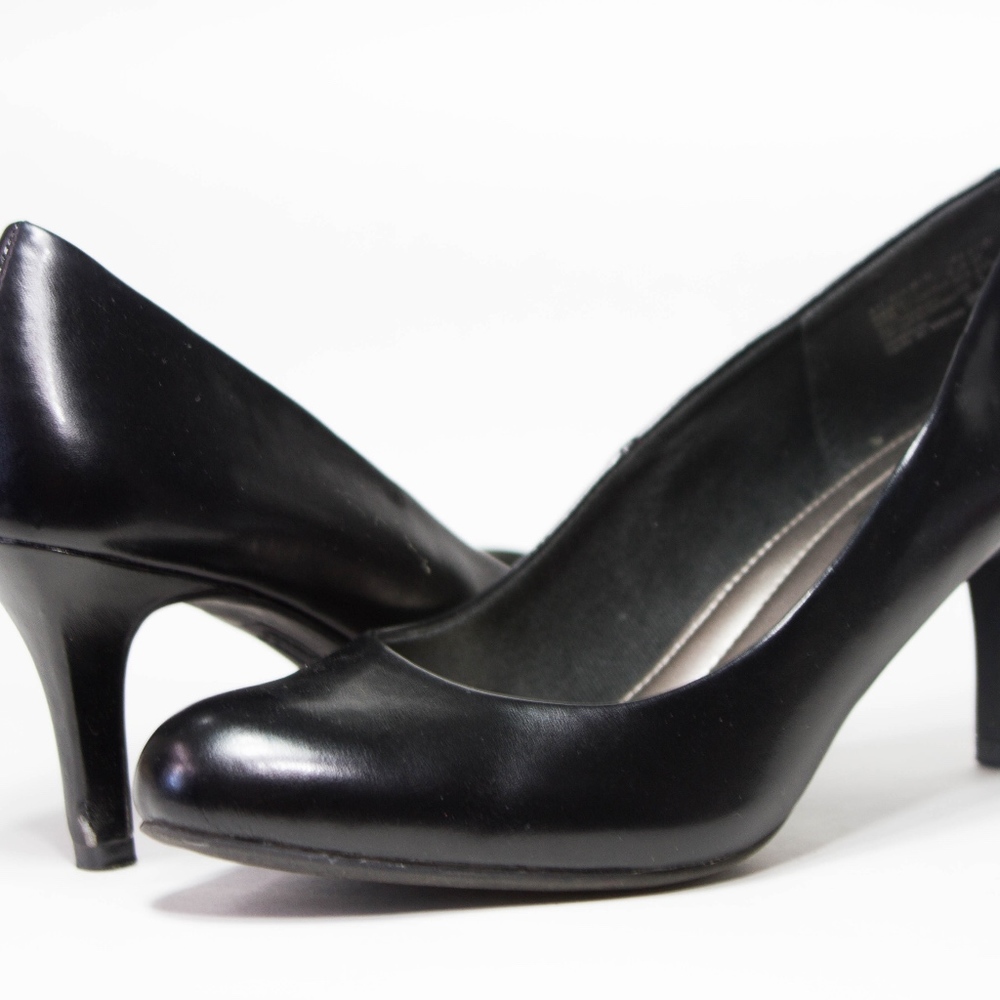 3" Synthetic Black Pumps