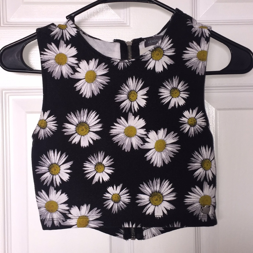 Kendall & kylie crop tank top