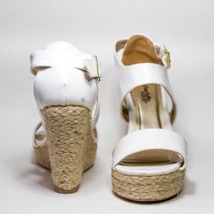 4.5" White Strappy Wedges