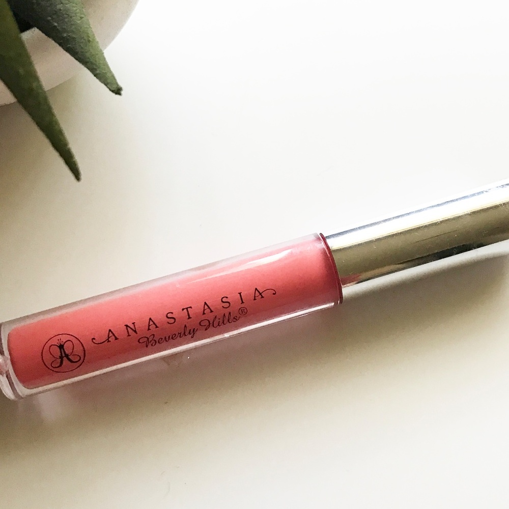 New Anastasia Liquid Lipstick Retro Coral