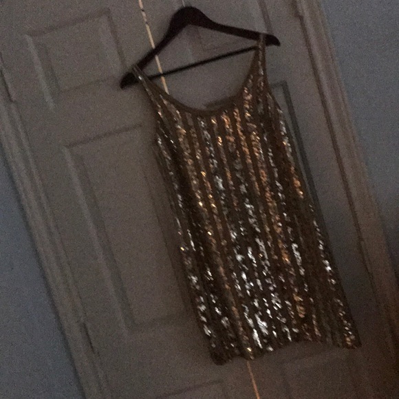 Dress - Picture 1 of 2