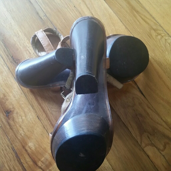 Michael Kors Platform Sandals - Picture 2 of 4