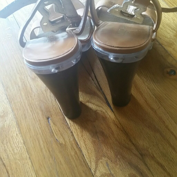 Michael Kors Platform Sandals - Picture 3 of 4