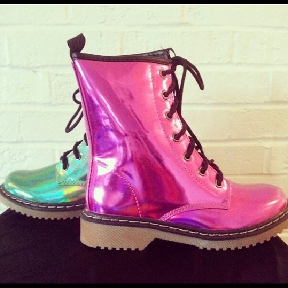 Mermaid pink iridescent color combat boots. - Picture 4 of 6