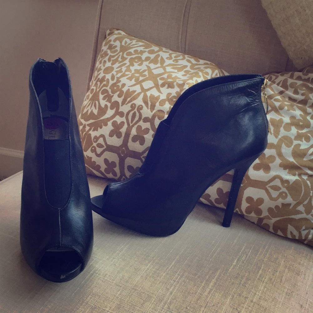 Guess High Heel booties