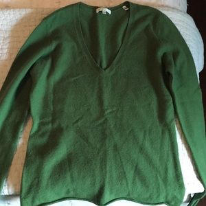 Vince Vneck cashmere sweater