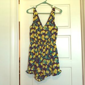 Lemon printed romper