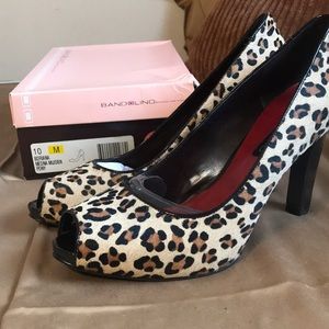 Bandolino - PeepToe Pony Print Heels - size 10