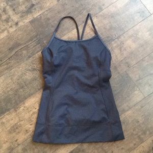 Under armour studiolux top