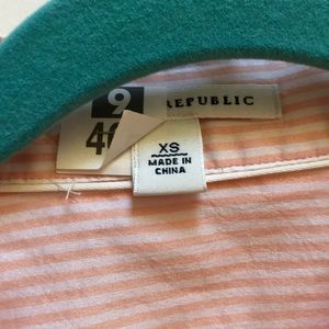 Banana republic blouse