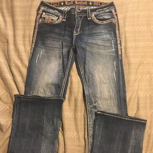 Rock revival mid rise 32 waist and 34 inseam.