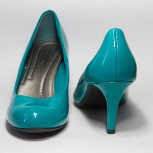 3" Synthetic Teal Pumps