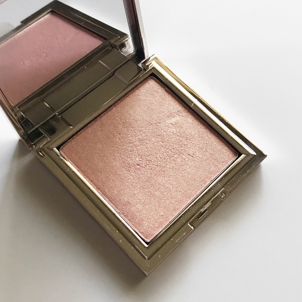 Jouer Rose Gold Powder Highlighter