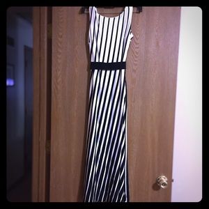 Ann Taylor Petite Maxi Dress, size 00P