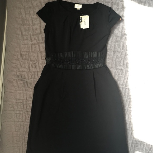 ECI dress NWT SZ 6 black dress - Picture 1 of 4