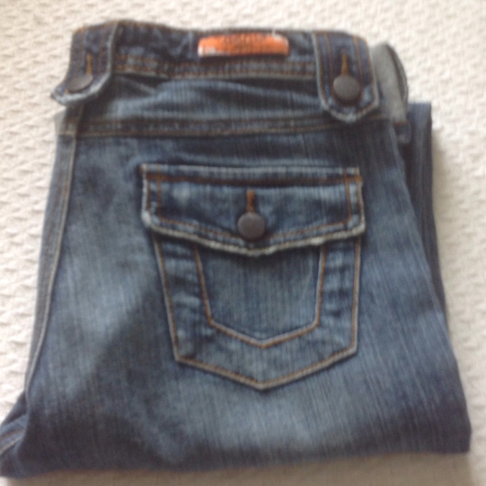 Vintage Apollo Jeans SHOP & Help 2 Shelters