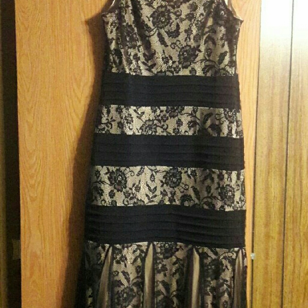 Nice black fitted dress