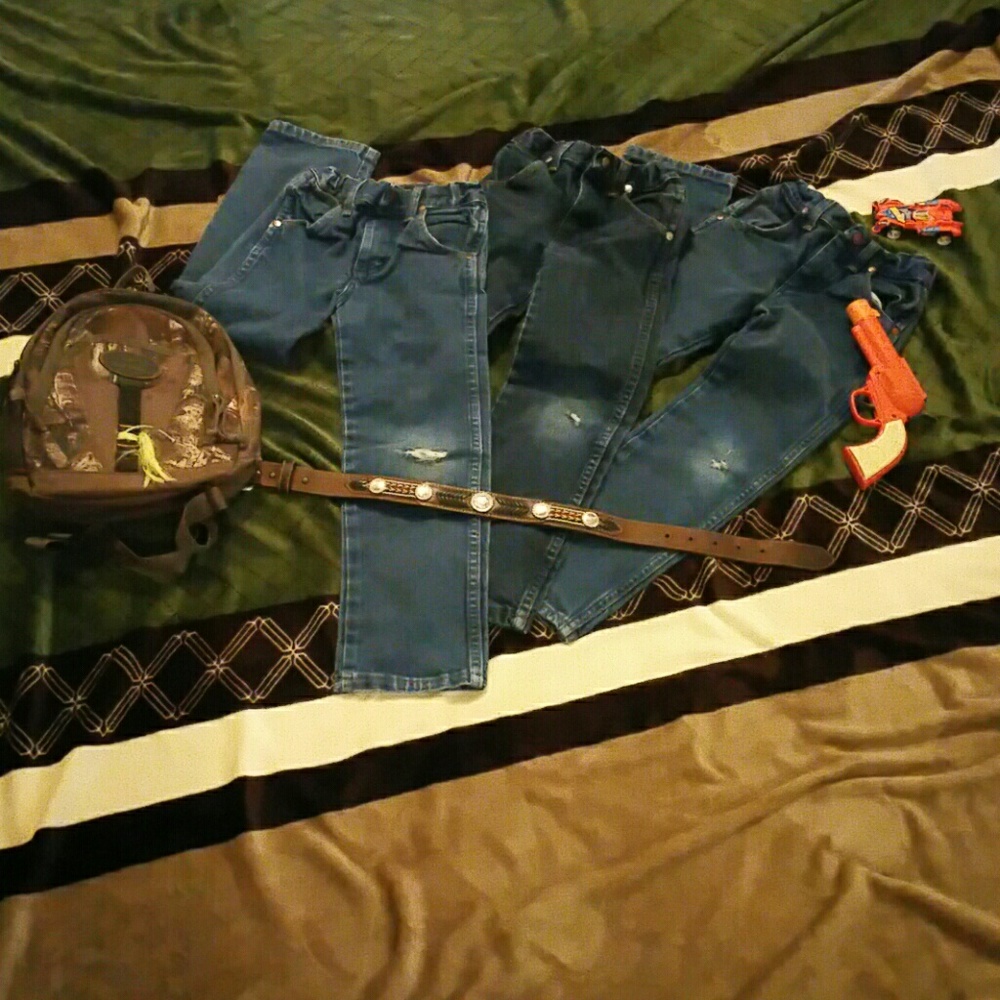 Boys 👦 size 6 Wrangler Jeans, 3
