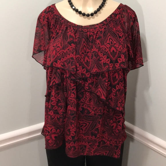 Apt. 9 Tops - 🎀 Host Pick🎀 Apt. 9 Red & Black Ruffle Top Sz 0X