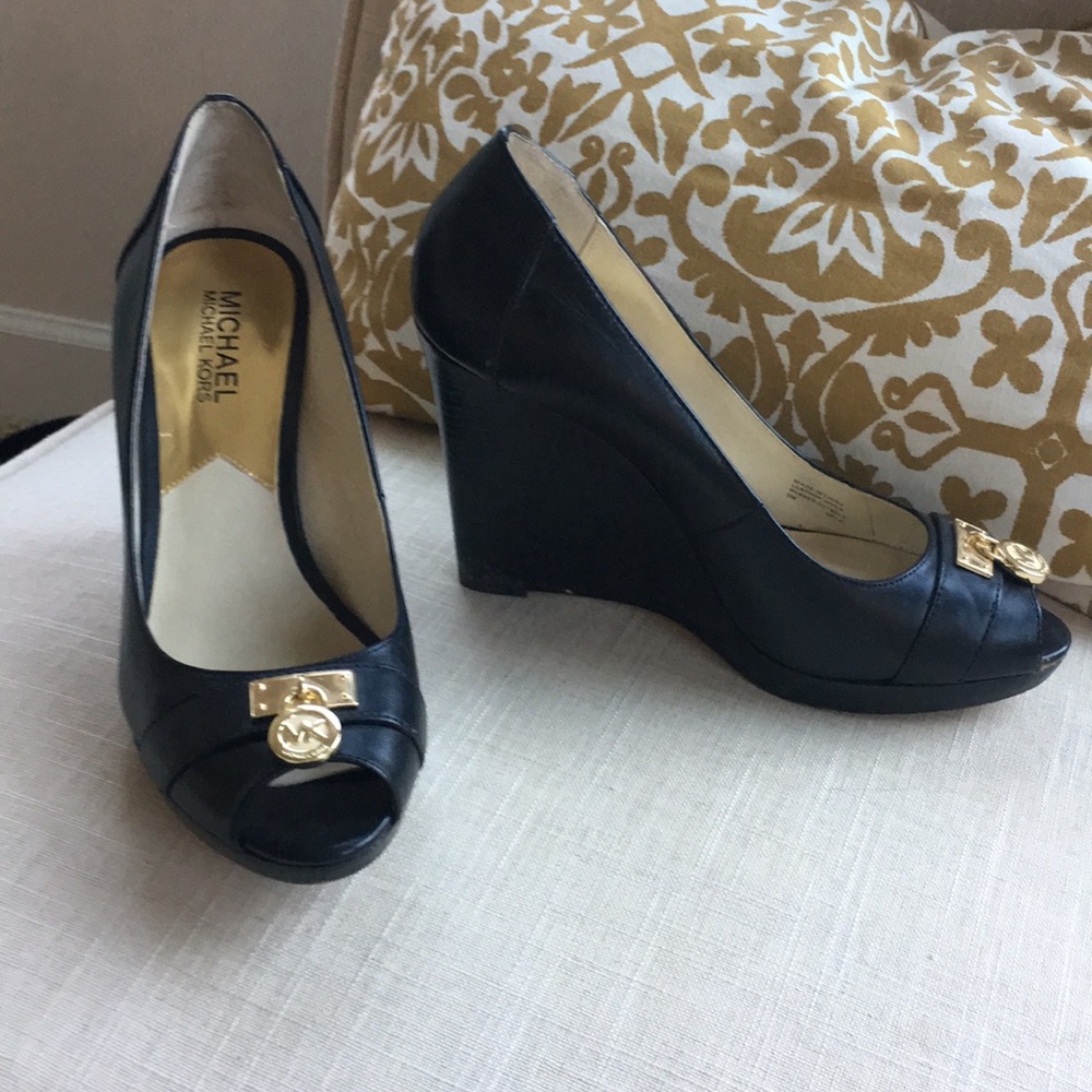 Michael Kors- excellent condition!