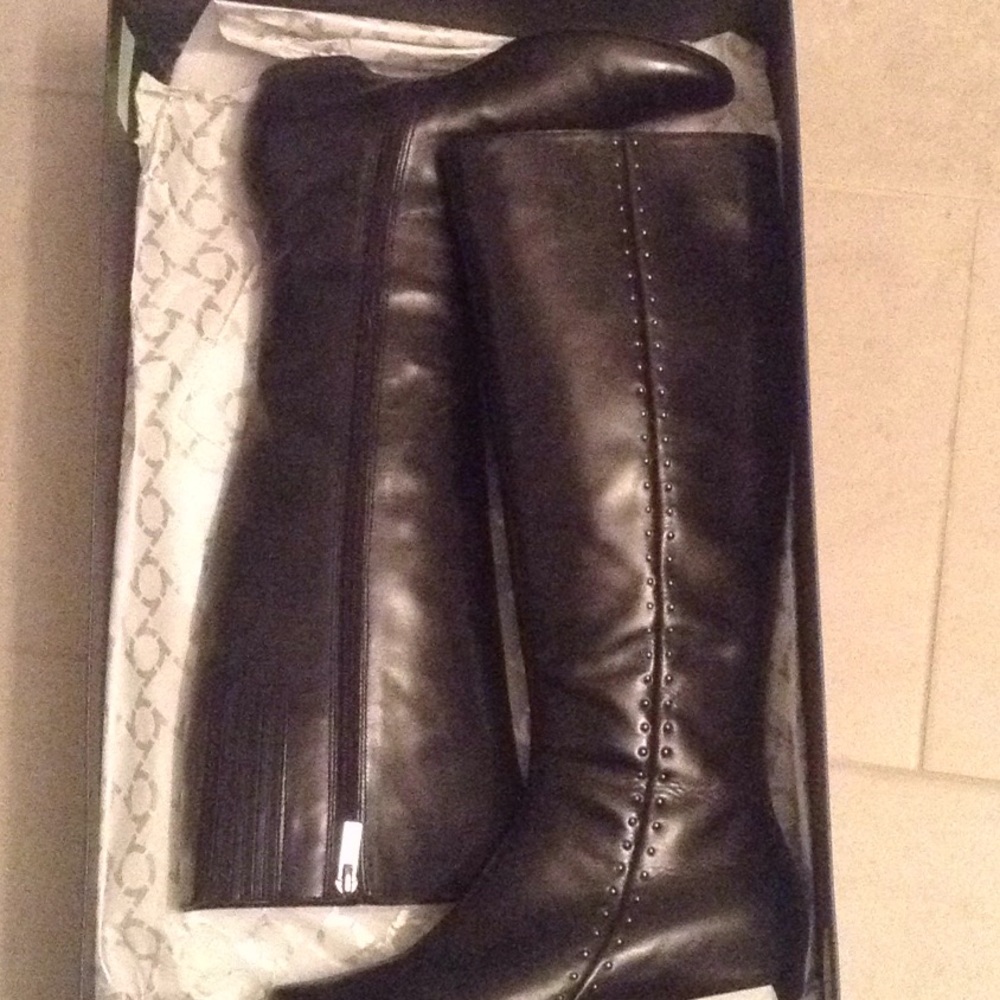 Kenneth Cole Boots