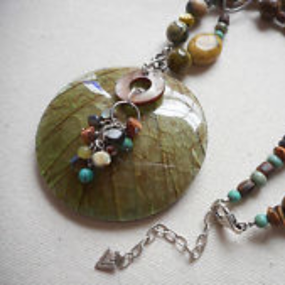 Silpada Leaf Pendant Necklace