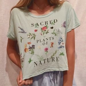 Urban Outfitters Crop Top w/Cute Floral Pictures