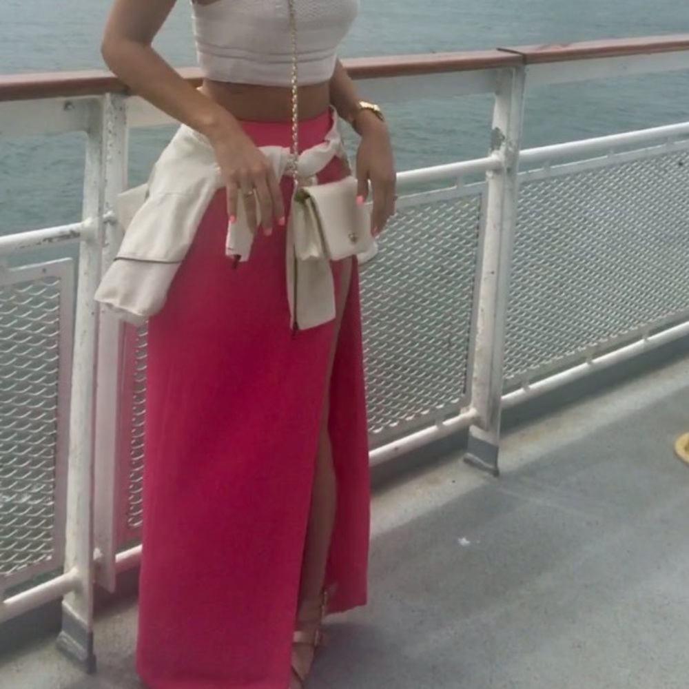 ISO thigh slit maxi skirt